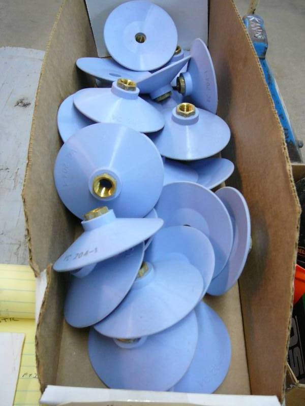 lot 135 image: 3 12 Vacuum Cups