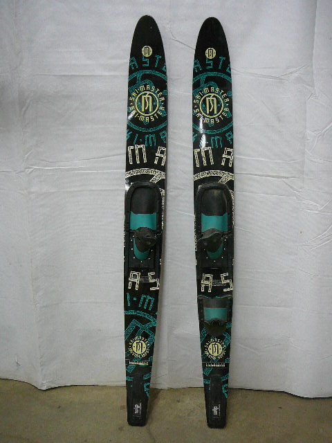 lot 30 image: Ski-Master 95 Water Skis