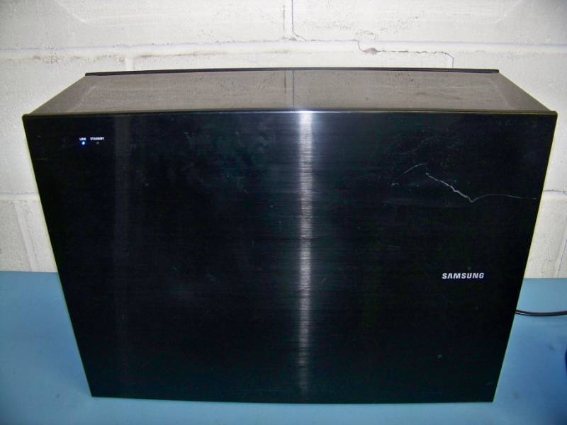 lot 18 image: Samsung, Home TheaterTelevision Soundbar, Wireless Subwoofer  Sub and Wireless Control Unit Surround SoundRear Speakers with Remote Control