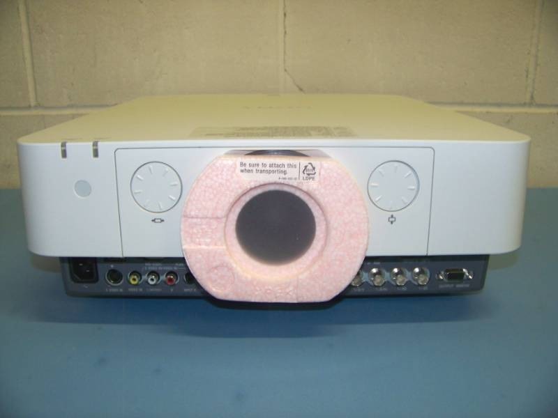 lot 25 image: Sony, VPL-FX30, LCD Projector with Remote Control - NEW in Original Box