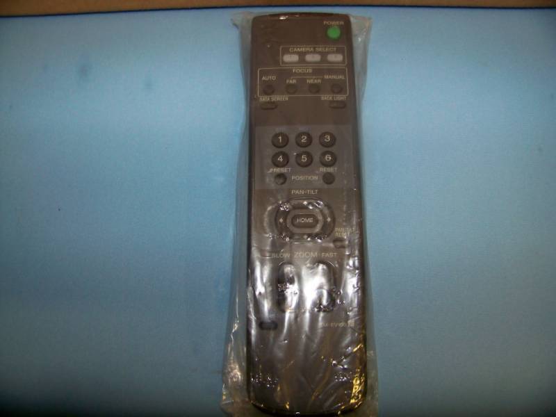 lot 97 image: (60) Sony, RM-EV100, Camera Remote Controls
