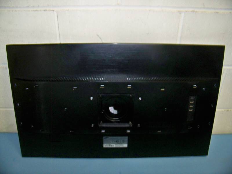 lot 11 image: 32, Samsung, SD850 Series, QHD, Business-Class LED Monitor