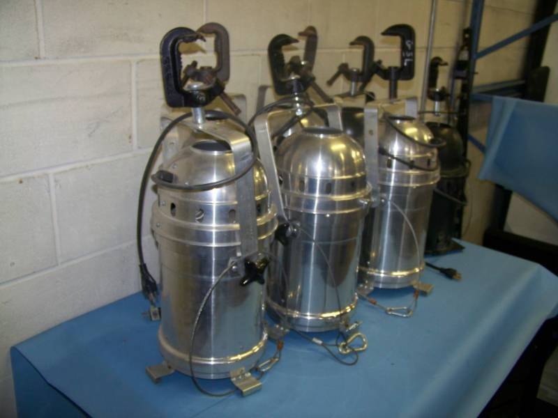 lot 77 image: (7) Stage  Studio  Can Lights with Heavy-Duty Mounting Clamps