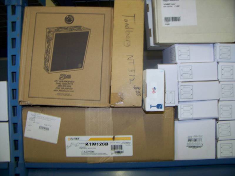 lot 71 image: (LARGE LOT - 8 SHELF) Miscellaneous Audio  Video  Network Items