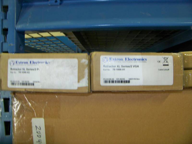 lot 72 image: (LARGE LOT - 8 SHELF) Miscellaneous Audio  Video  Network Items