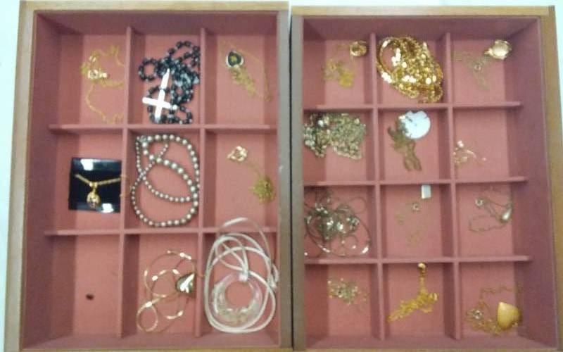 Lot Of Assorted Necklaces Approx. 18