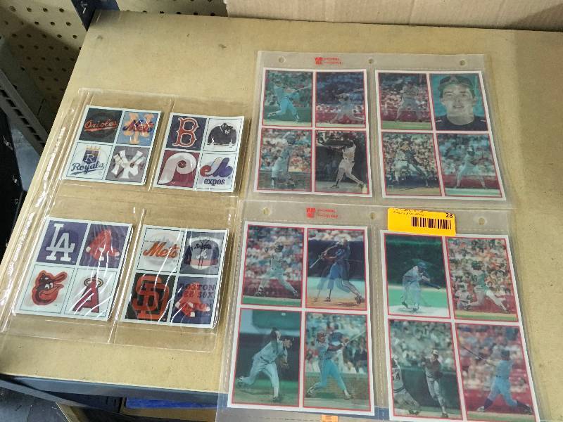 lot 28 image: Uncut Sportflics Cards