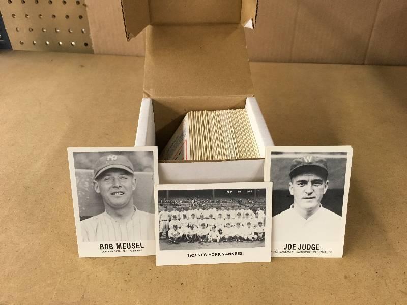 lot 49 image: Box of Vintage Renata Galasso Cards