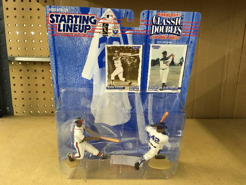 lot 51 image: Starting Lineup Classic Doubles Figurines- Jackie RobinsonHank Aaron