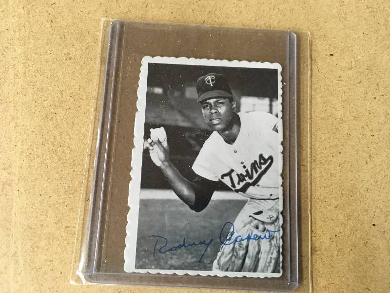 lot 71 image: Vintage Rod Carew Card