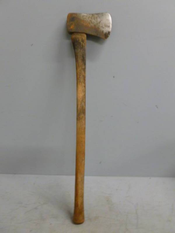 lot 12 image: Vintage Plumb Ax