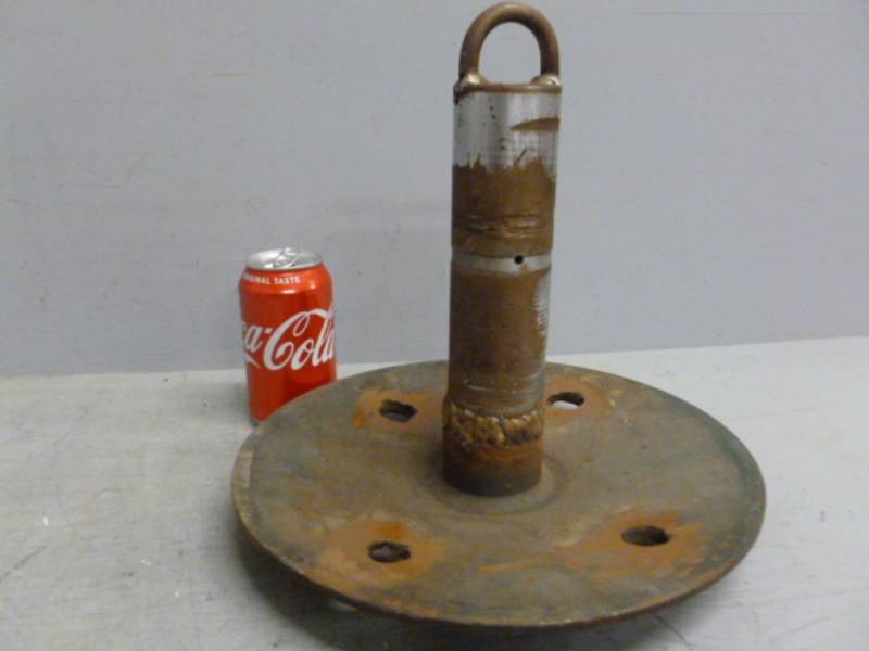 lot 16 image: Boat Anchor