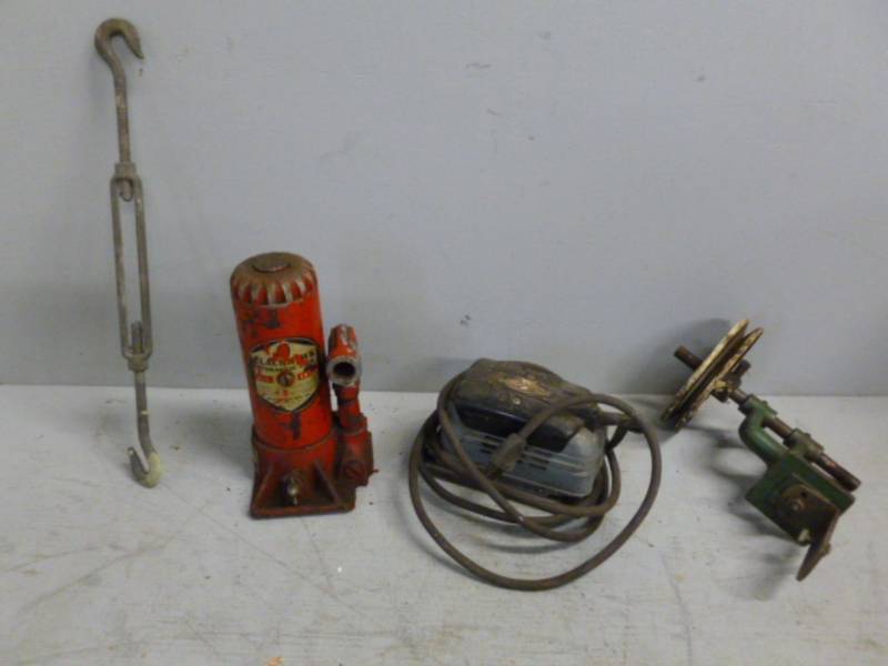 lot 47 image: Tools