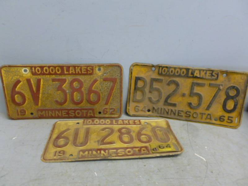 lot 124 image: Vintage License Plates