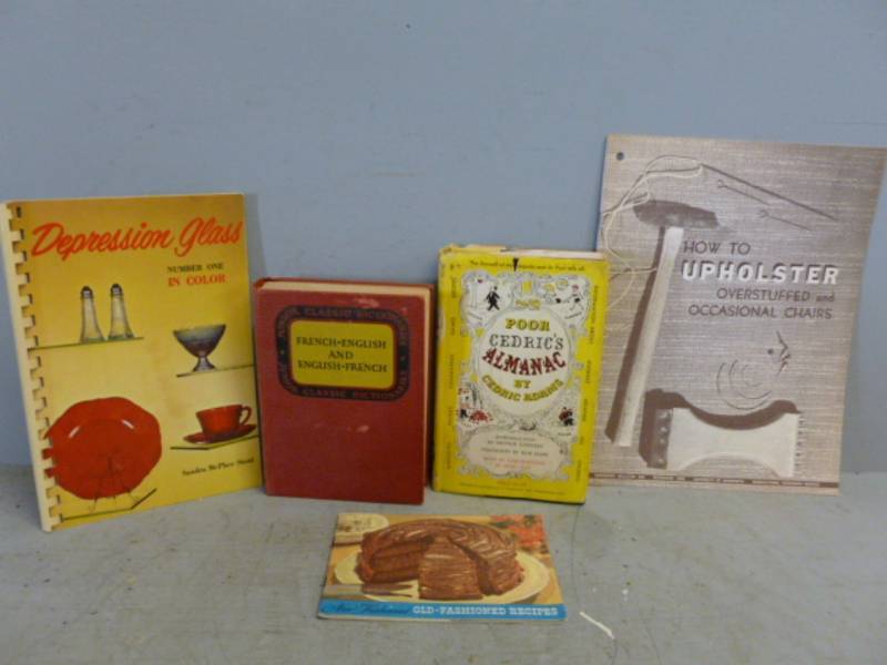 lot 138 image: Vintage Books