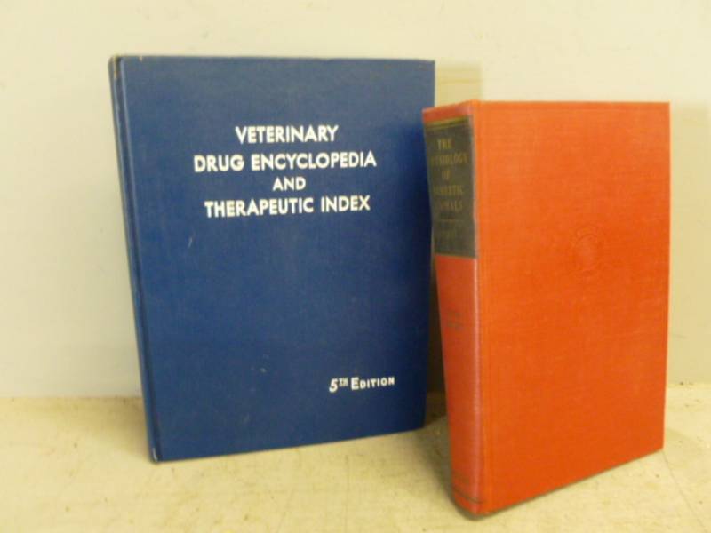 lot 140 image: Vintage Books