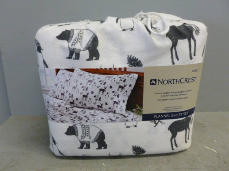 lot 163 image: New Bed Set
