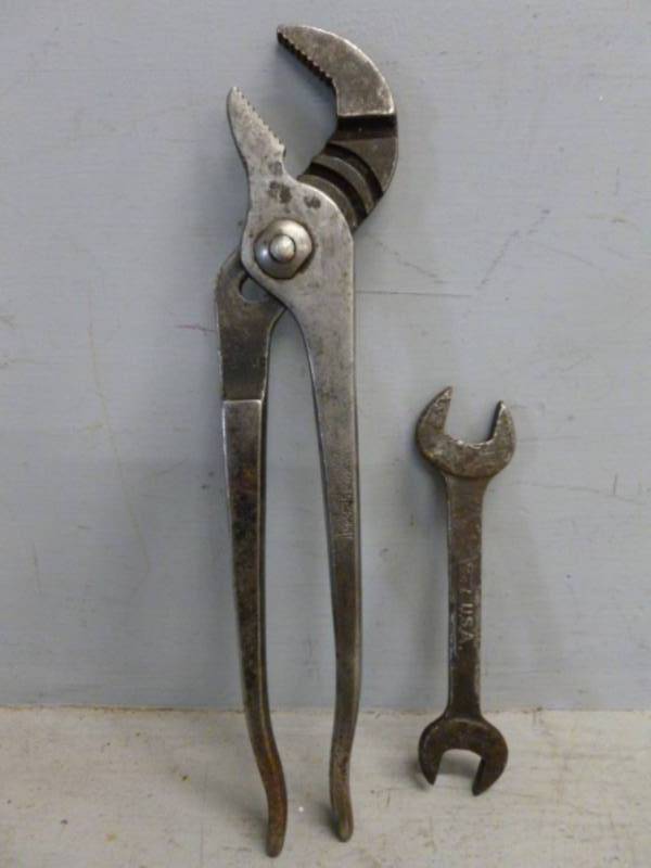 lot 175 image: Vintage Ford Wrench