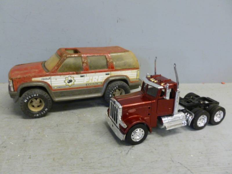 lot 181 image: Nylint Truck