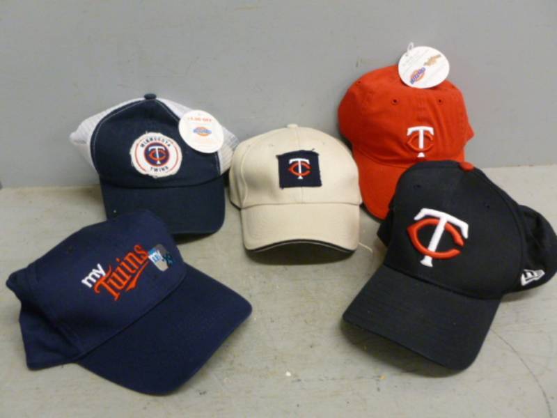 lot 206 image: Minnesota Twins Collectibles