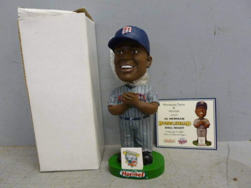 lot 213 image: Minnesota Twins Collectible