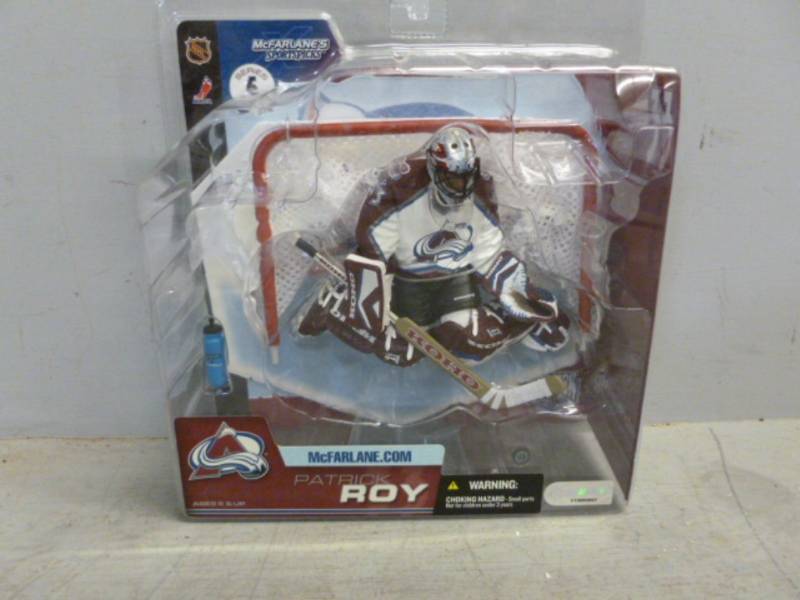 lot 227 image: Sports Collectible