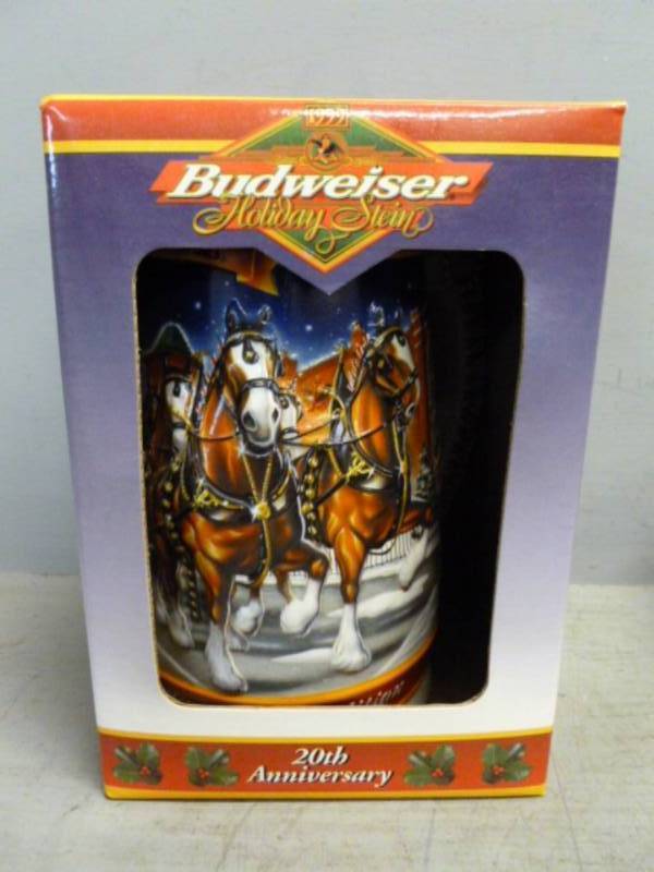 lot 250 image: Budweiser Collectible