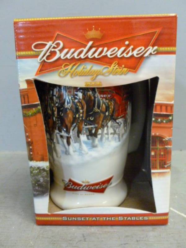 lot 257 image: Budweiser Collectible
