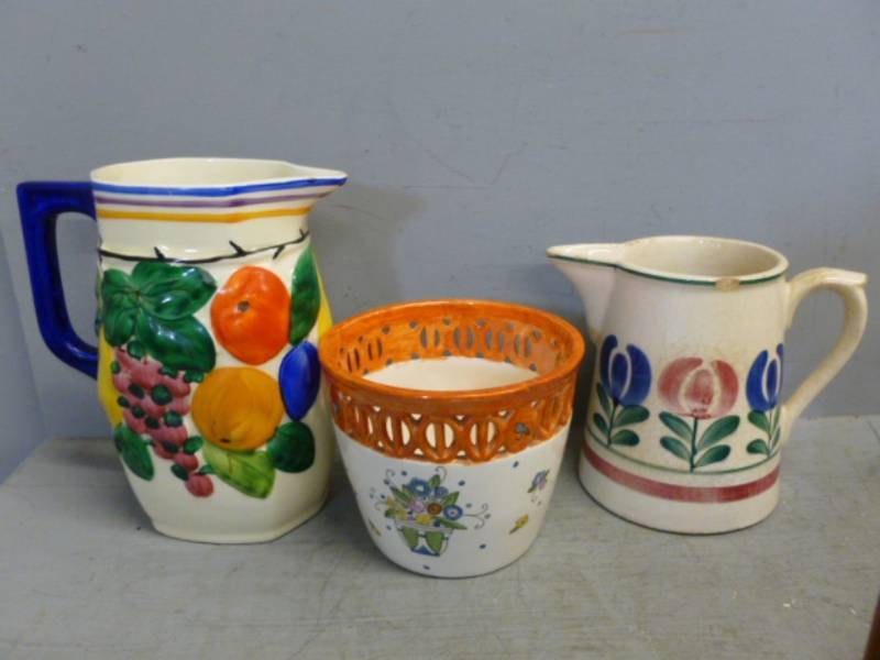 lot 267 image: Vintage Porcelain Ware