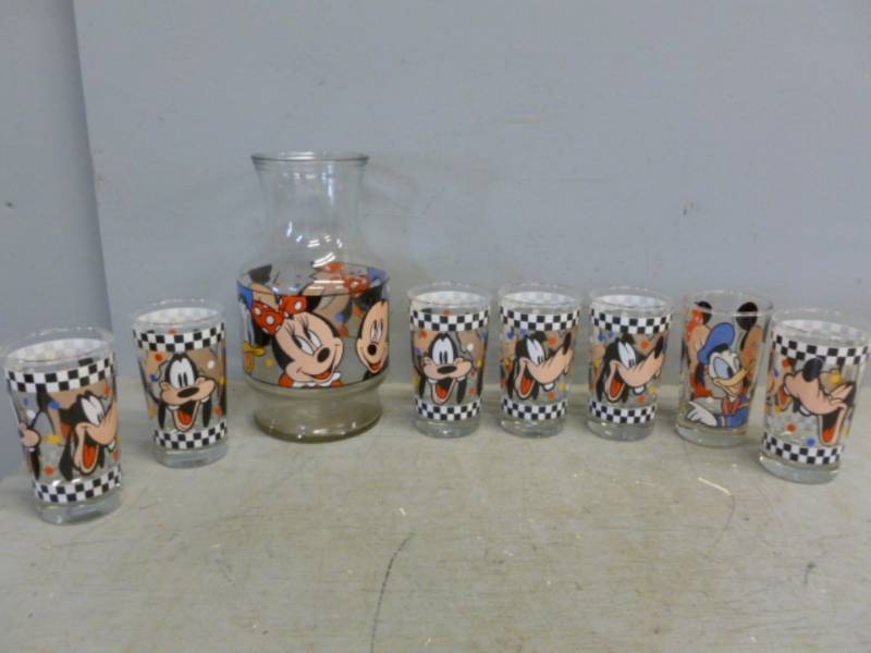 lot 273 image: Disney Collectible