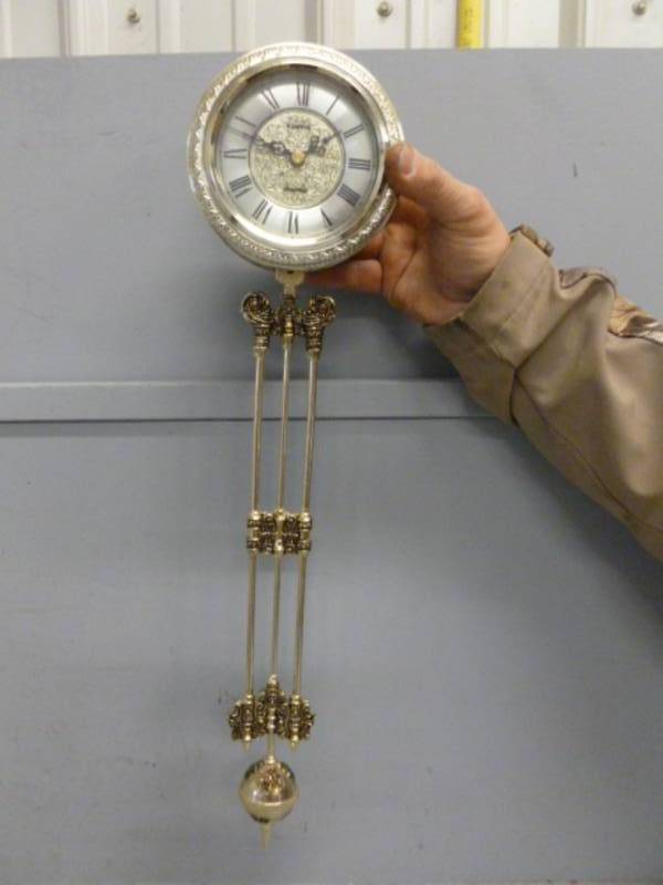 lot 327 image: Clock
