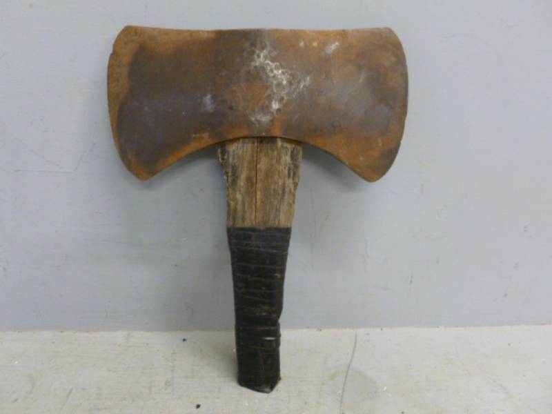 lot 331 image: Vintage Ax Head