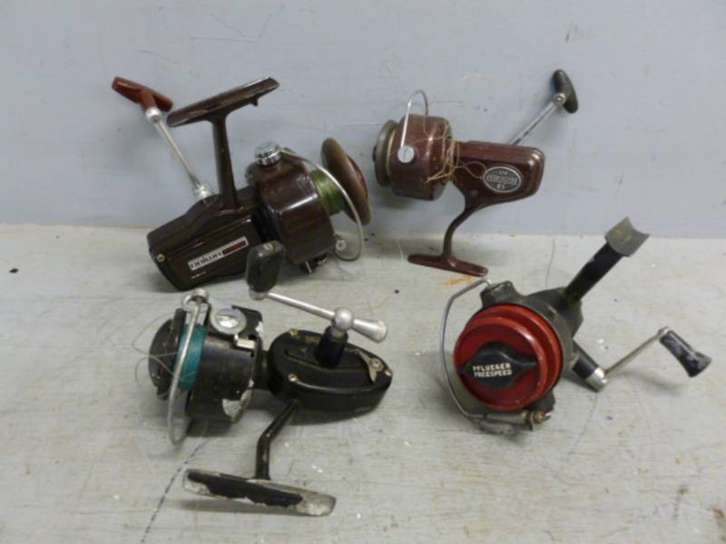 lot 337 image: Vintage Fishing Reels