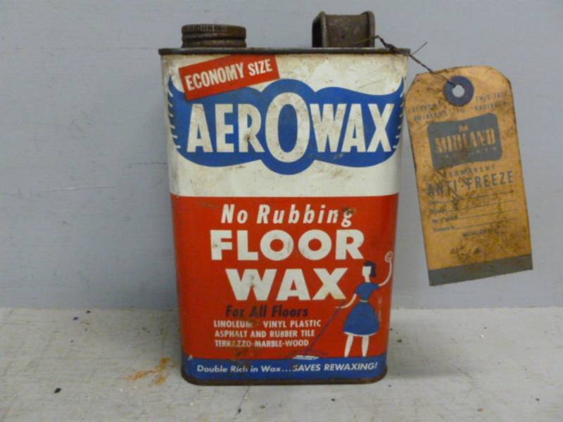 lot 338 image: Vintage Metal Container