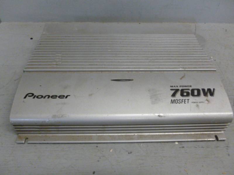 lot 339 image: Car Amp