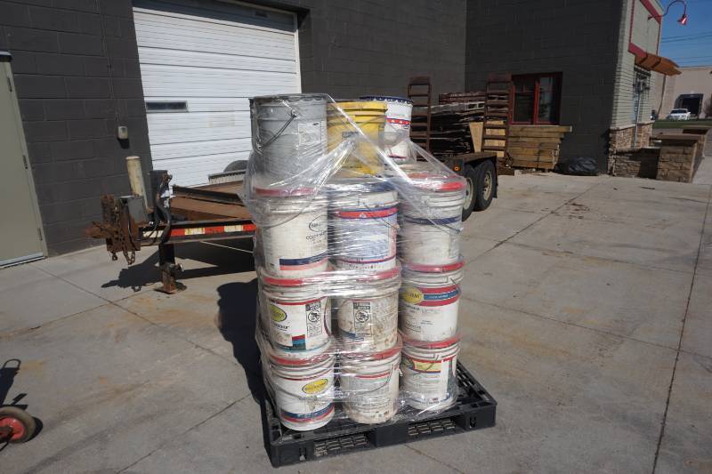 lot 9 image: 1 - Pallet of Concrete Paint Hardener Colorer In Assorted Colors