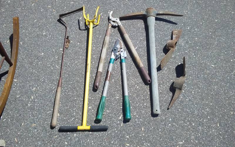 lot 20 image: Pick Axe & 2-Other Heads, 2-Loppers, WeedFork, Small Scythe