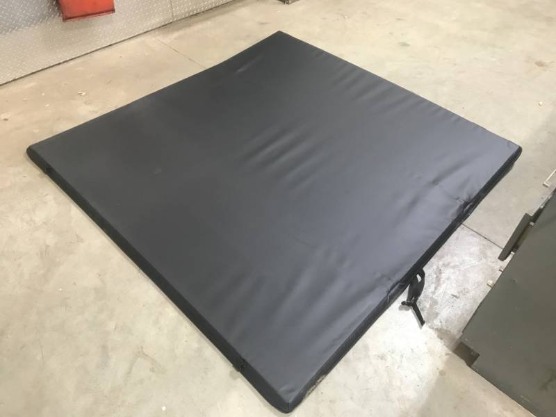lot 12 image: Tyger tonneau cover Dodge