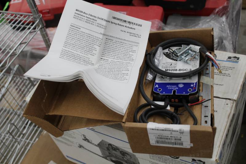 Johnson Controls M9208-Bxx-3 Series OnOff Electric Spring Return Actuators