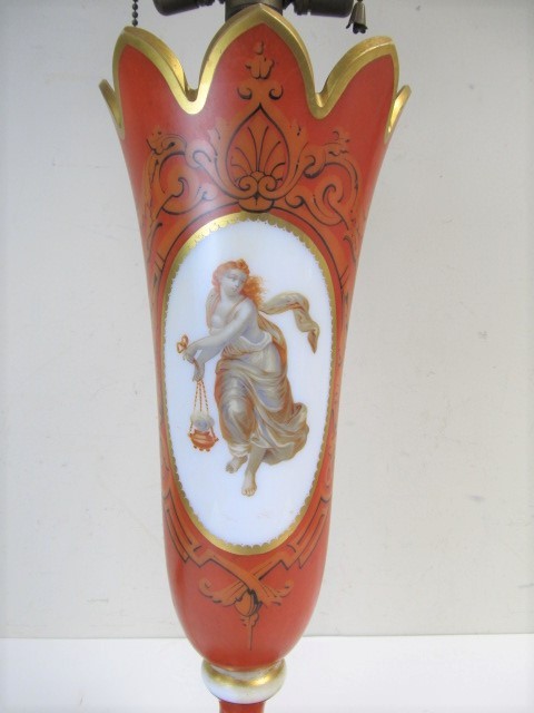 lot 189 image: Antique Victorian Porcelain Table Lamp