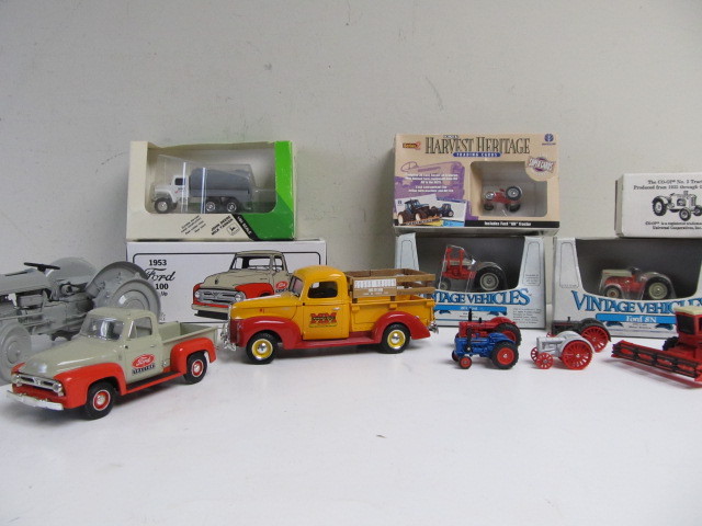 lot 93 image: Large Group of Diecast Farm Vehicles 