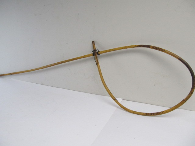 lot 204 image: Original Antique Bentwood BambooCane Railroad Message Hook