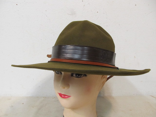 lot 174 image: Vintage Boy Scout SCOUTMASTER Hat