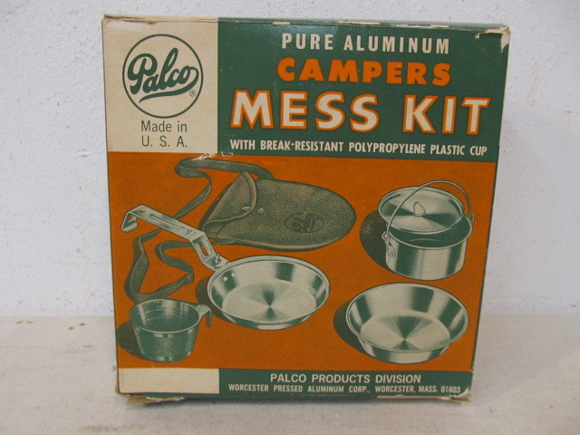 lot 175 image: Vintage Aluminum Camping Mess Kit wOriginal Box