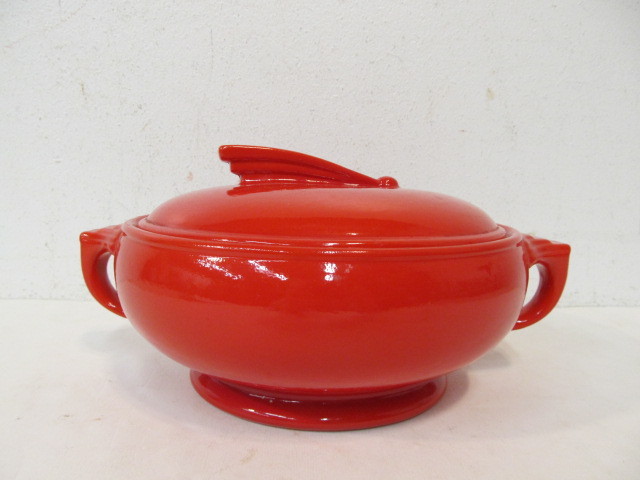 lot 181 image: MINT Condition Vintage Deco HALL Lidded Bowl 