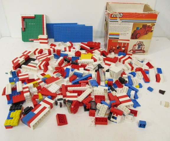 lot 137 image: Vintage Lego Set in Original Box