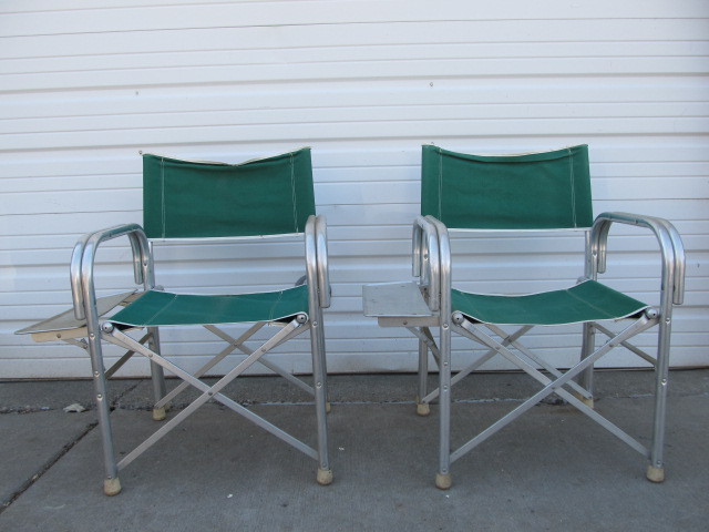 lot 46 image: Pair of Vintage Mid Century Aluminum Folding Riviera Camping Chairs by Finkel