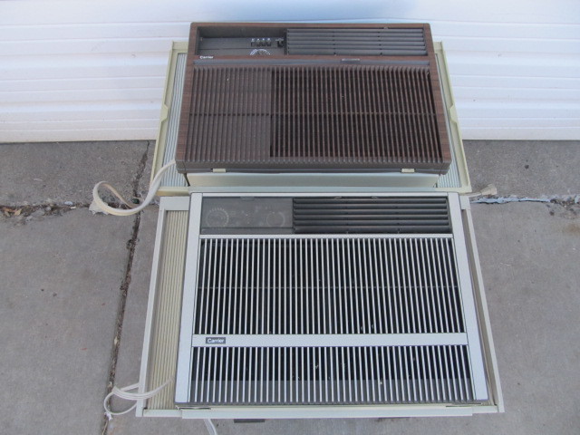 lot 72 image: 2 Working AC Window Units