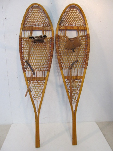 lot 77 image: Pair of Vintage FABER Wooden Snowshoes