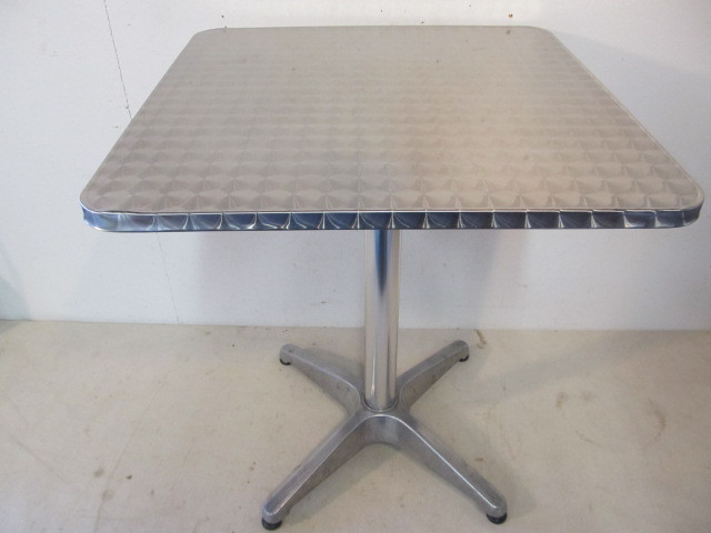 lot 84 image: Vintage Brushed Chrome Top Table